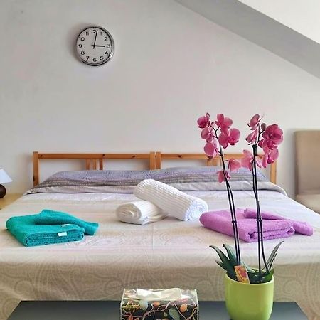 La Casa Di Marta - Ampia Ed Accogliente Mansarda In Piazza Statuto Apartamento Turim Exterior foto